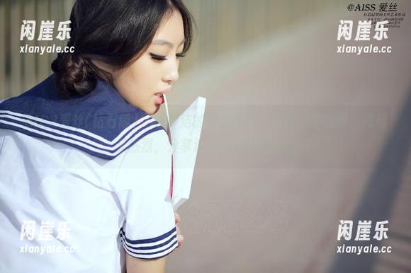 AISS爱丝(钻石版) - 赵梦洁的御姐写真，就像一杯咖啡，浓郁又热烈，分享这份别样的气息。