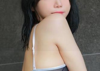 好奇Addielyn(에디린)作为秘书的写真图库，竟然让我这样想…