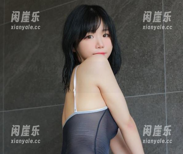 好奇Addielyn(에디린)作为秘书的写真图库，竟然让我这样想…