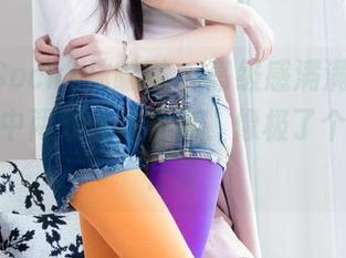 BoBoSocks袜啵啵 – 高级感满满，奶油的美图中两双丝袜叠穿，像极了个性感的悖论
