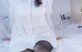 BoBoSocks袜啵啵 – 想看稚予的花絮版？点击下载她的裸足穿鞋原图。