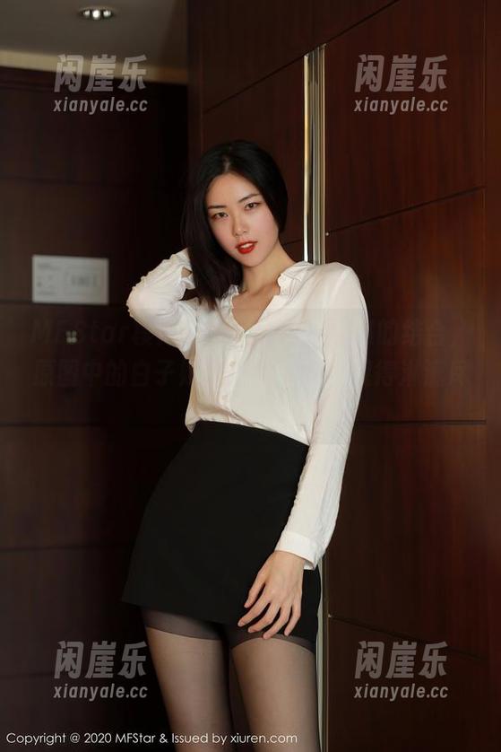 MFStar模范学院 - 性感与优雅的结合，原图中的白子嫣nicky裸足体现得淋漓尽致。