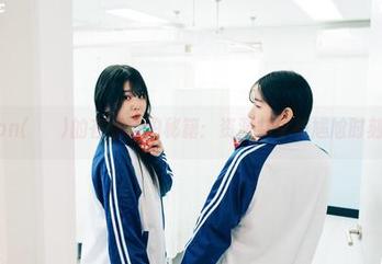 Sonson(손손)的在线自拍秘籍：资源共享与尴尬时刻兼得！