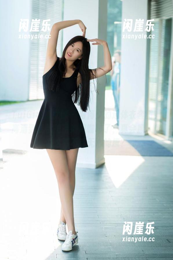 TuiGirl推女郎 - 何何夕的连体衣套图，高清到我都想请她喝咖啡了，真会撩，你说这算不算无心的撩？