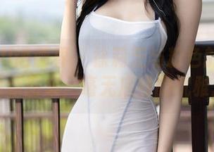 XIAOYU语画界 – 徐莉芝与粉色的混沌：最新图集，毫无底线的优雅。