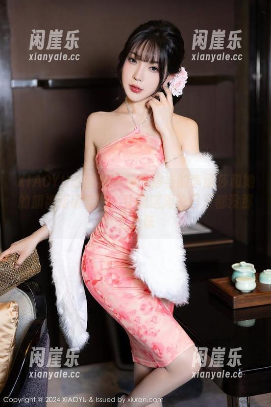 XIAOYU语画界 - 装扮得当的李丽莎和她的旗袍萌萌套图：让我这周的日子都没那么乏味
