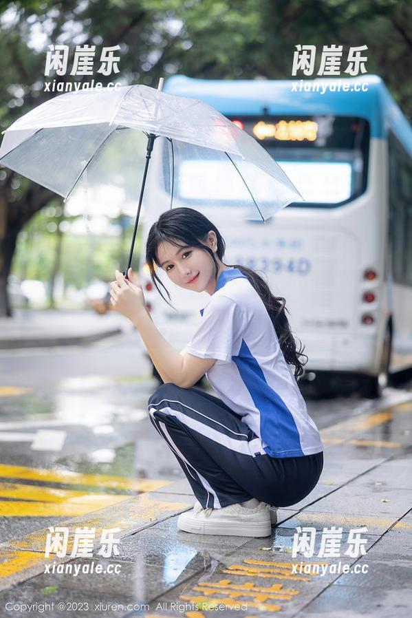 Xiuren秀人网 - 夏天的色彩和影子，在Mila嘟嘟的图包中无处不在。