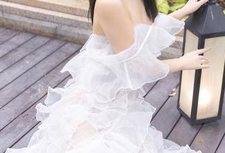 Xiuren秀人网 – 纯素颜软妹子的风采，久久Aimee的美图合集我都快给她打二维码了！