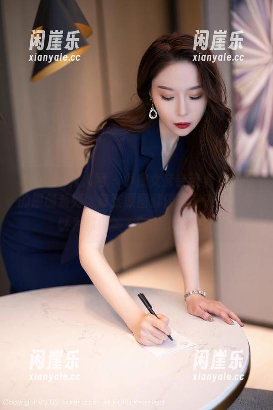 Xiuren秀人网 - 小魔女奈奈带着女王范的原创系列，每张原图都像是在讲诉“你以为你很美？”的小秘密。