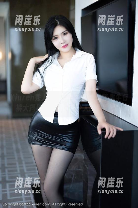 Xiuren秀人网 - 图库壮观：陆萱雅牛仔裤大揭秘，挑逗了多少人的购物欲！