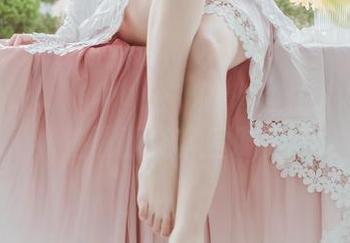 轻轻一瞥：Yuna(윤아)的Sagiri合集，有些画面让人回味无穷