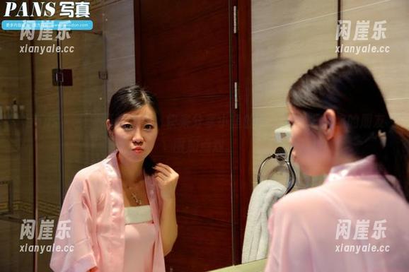 pans - 别只顾着欣赏，快来分享小鱼的修女美图，为你的朋友圈加点戏。
