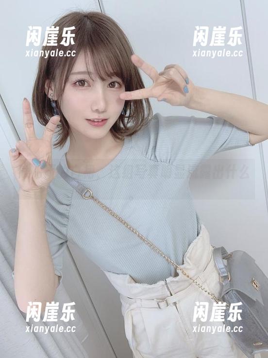 けん研的白裙，这组写真明显流露出什么。