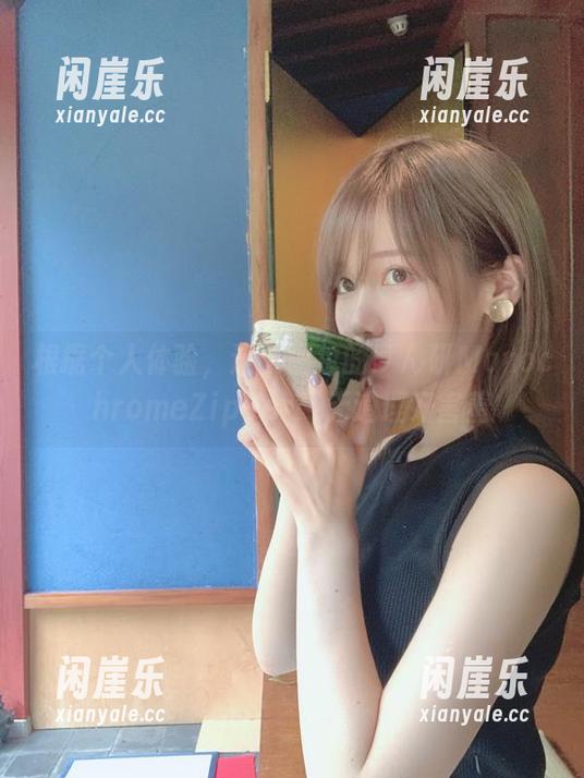 根据个人体验，这个图包的けん研MonochromeZipper毫无道理好害羞