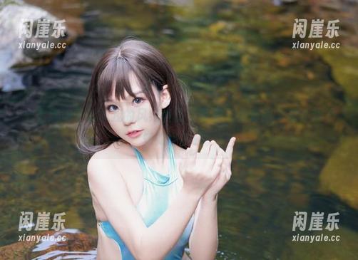 七七娜娜子就像我的风纪委员，带着免费套图，却让我不知如何反驳。