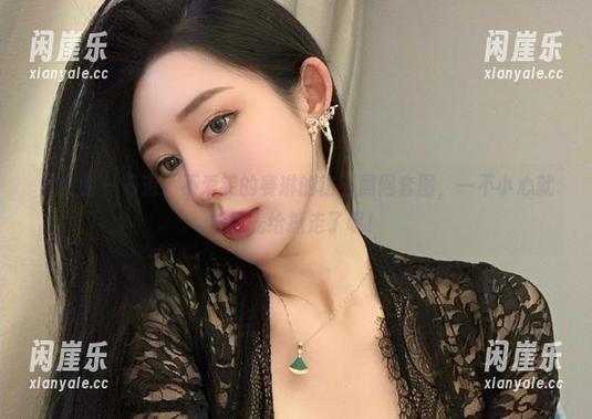 微密圈 - 最近，不爱笑的赛琳的钻石黑网套图，一不小心就把目光给抓走了呢！