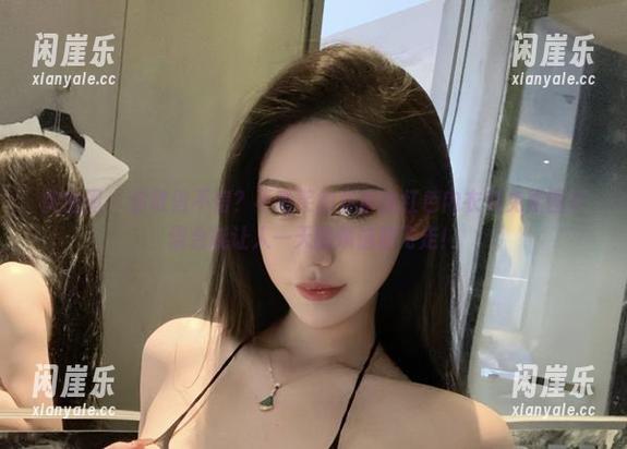 微密圈 - 你敢信不信？不爱笑的赛琳的红色内衣和免费图片混合能让人一天的烦恼都飞走！