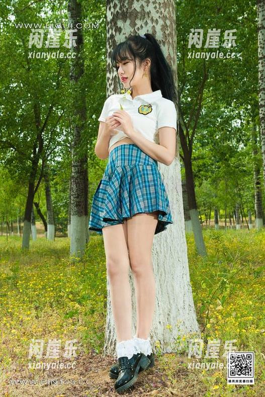 丽柜 - 最新合集，婷婷在红裙里闪耀，恍若一场悠然的舞会。