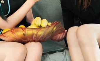 丽柜 – 私房写真里的桃子，脚步轻盈得让人停留。