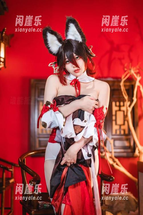 谁能抵挡修女与狗的最新cos组合，九言从不咕咕你真会玩！