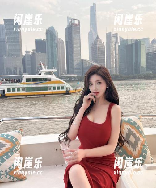 微密圈 - 周妍希的魅力在线，无水印黑裙红丝资源必收！
