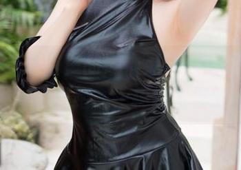 嗲囡囡 – 浴室里的娜依灵儿，定制写真如洗澡时的思绪——稀奇古怪的闪现