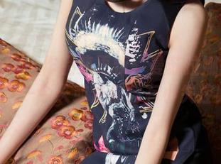头条女神 – 作品集更新：曼苏拉娜的比基尼变身–今天或许你会有小失控哦！
