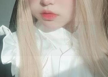 就这样，女主K的玛奇玛写真集，让人想多看几眼。