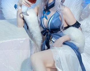 妖少you1这次的婚纱cos合集，照片里透着一种说不清的“婚后”味道…