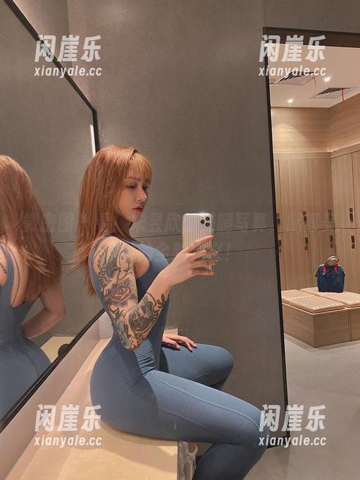 微密圈 - 看！宋昱欣的美腿写真，腿部美学的全新定义！