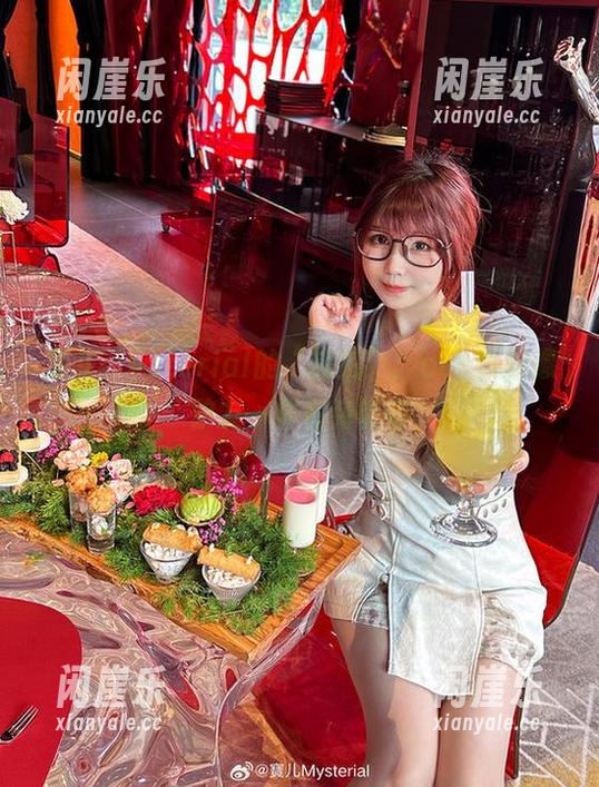宝儿mysterial的“旅拍”：cos资源像驴友一样在旁叨叨