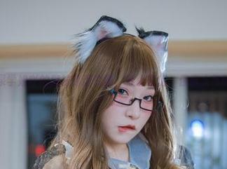 小泉学姐吖的棉袜高清套图，穿上它们，你有人气吗？