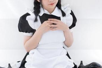 少女秩序 – 照片飞行中，乐栀的网袜带我进入了另一个维度。