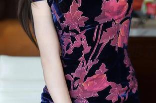 尤蜜荟 – 大理旅拍精选四季的变换，Carol周妍希好像游走在画里，人也太生动了吧