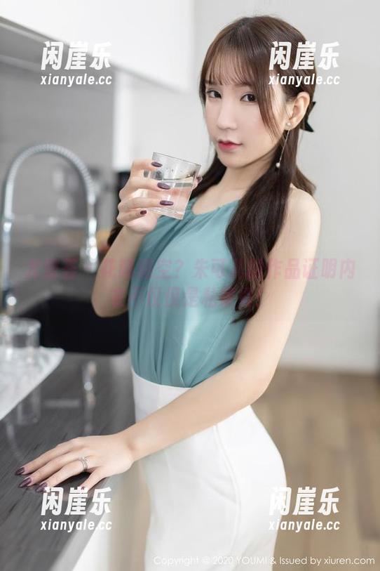 尤蜜荟 - 花哨镂空？朱可儿的作品证明内衣不仅仅是私家货！