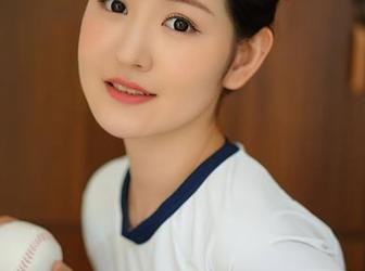 注意，这是一份尤蜜荟让人疯狂的私房图包，双宿双飞，一不小心就中招！