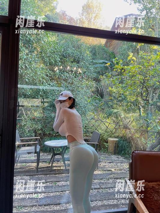 微密圈 - 撞见了左公子666的泳装美图分享，内心小剧场一大堆，真希望里面有我，该多好啊！