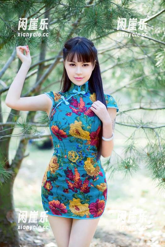 推女郎 - 谭冰镂空：原图那么震撼，是不是套图会让我更不要脸？