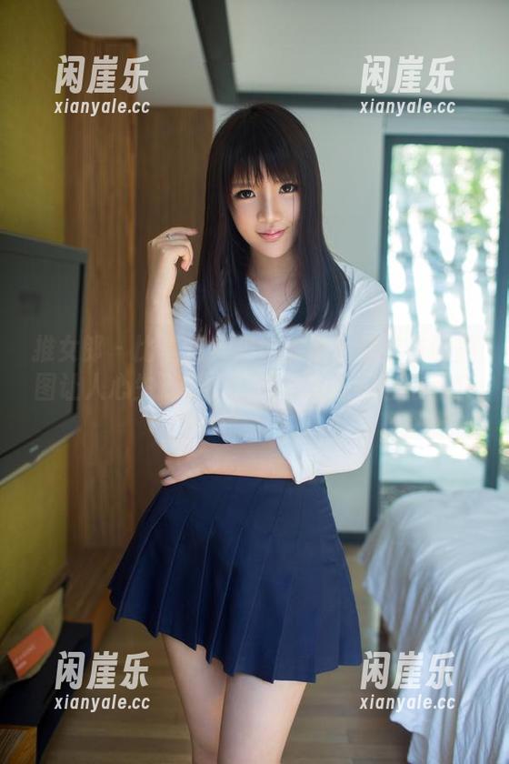 推女郎 - 比基尼其实也能借助赵惟依的美图让人心生涟漪，一言不发的我也很无奈。
