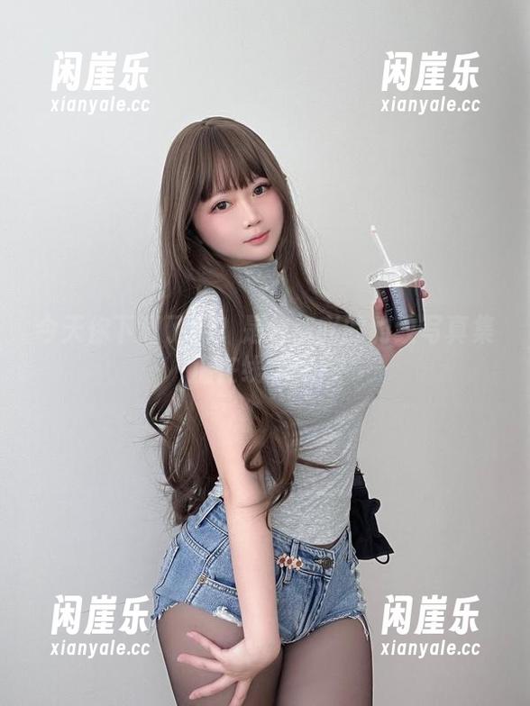 今天你下载了嘛？是依酱吖的豹纹写真集正在线等你！