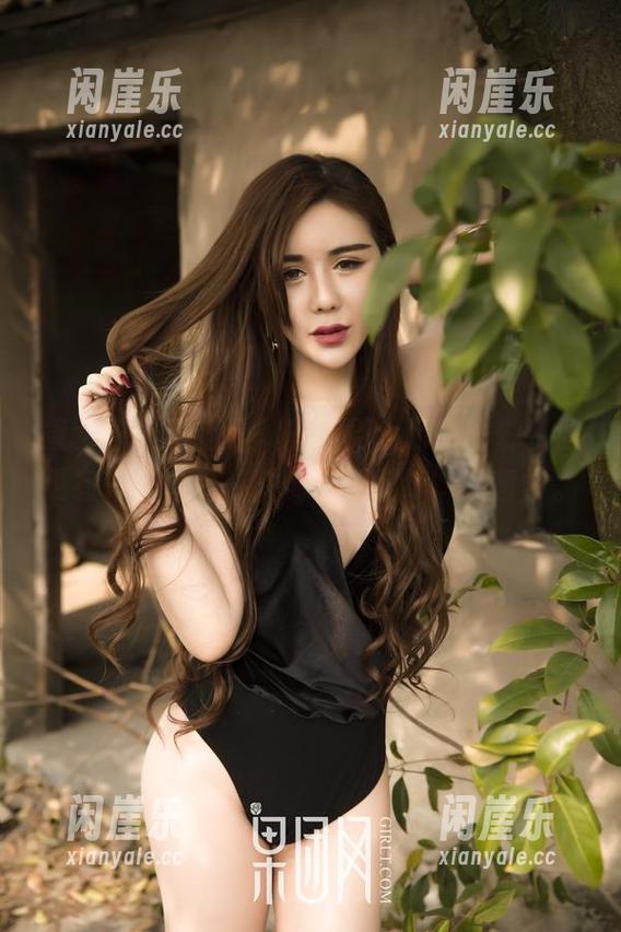 果团网 - 不止是体态，周大萌的瑜伽资源更有一套“万一跌倒也要继续”的哲学。