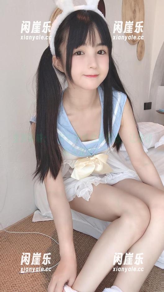 免费喵喵：桜井宁宁紫色猫图包，让你轻松入猫窝！