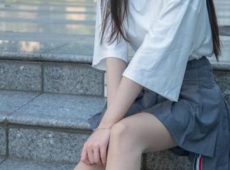 梦丝女神 – 莹仙女灰丝新作福利，别只顾着舔屏，要记得留点神。