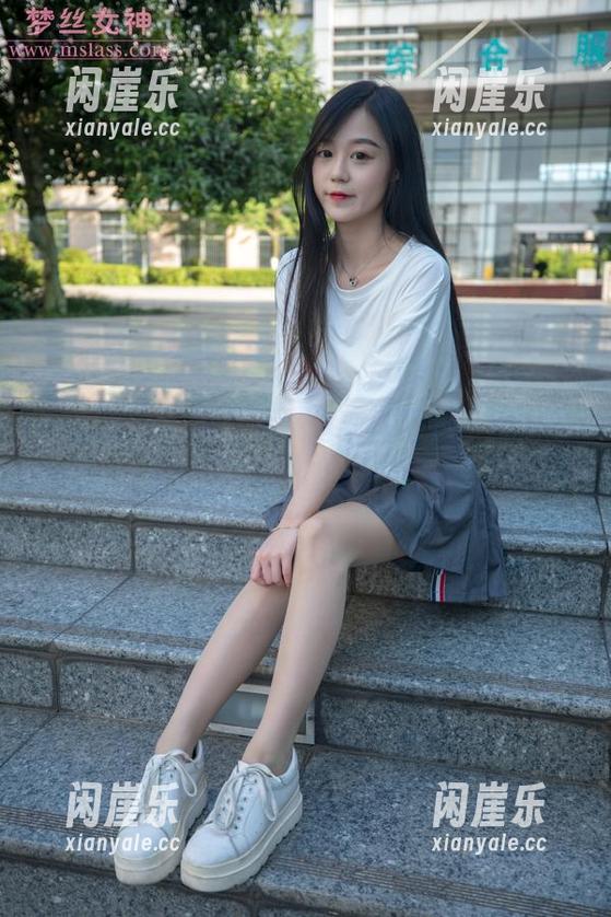 梦丝女神 - 莹仙女灰丝新作福利，别只顾着舔屏，要记得留点神。