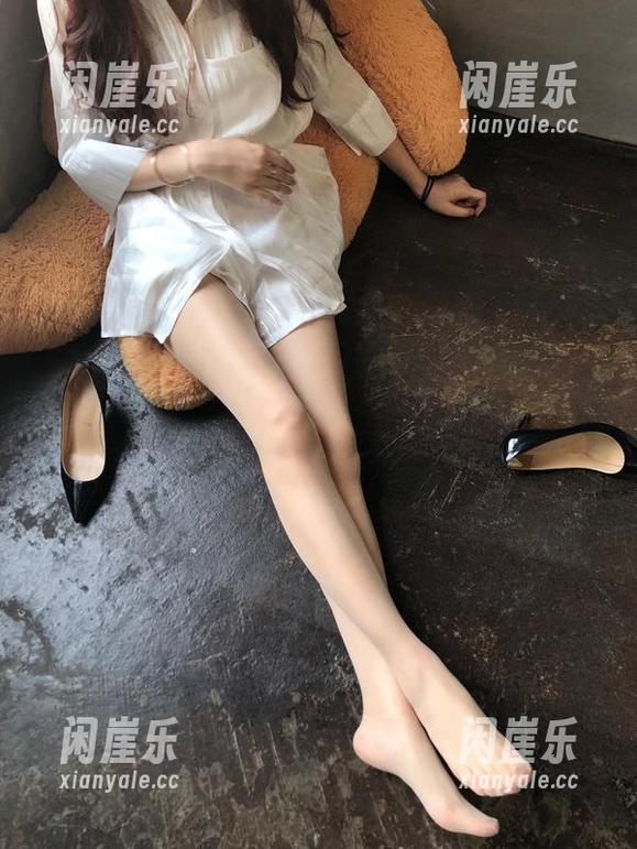 微密圈 - 梦里一只喵的纯白写真合集，白到你心中小鹿乱撞？
