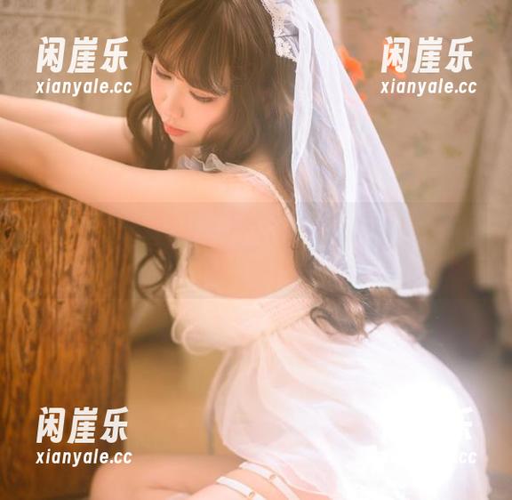 渡边早季Saki的围裙话题，高清画面引人入胜