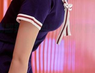 爱丝 – 刚翻到索菲的秋日女神套图，不由自主地停下来了。