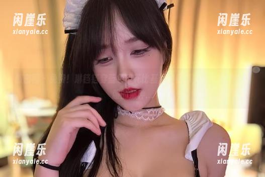 微密圈 - 免费！琳铛铛穿蓝色印花比基尼的图集，爽到不想穿衣服的那种...