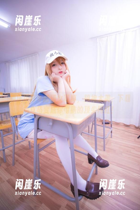 神乐坂真冬的猫女写真，旗袍太美，下载后立马变成你电脑的顶尖网红！