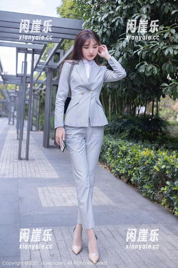 秀人网 - 美脚心思，Elise谭晓彤私房作品让人侧目